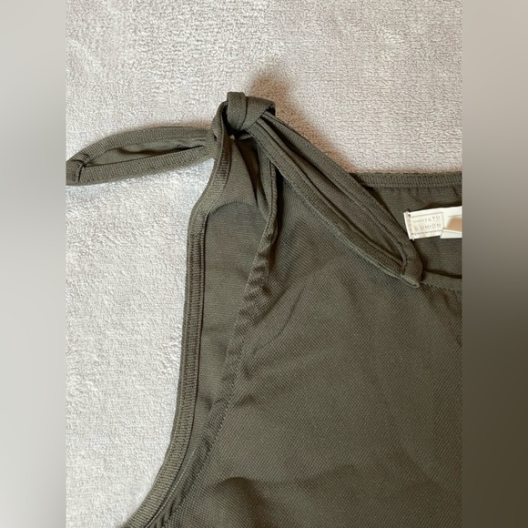 14th & Union Olive Relaxed Tie Detail Sleeveless Tank Top - Picture 5 of 6